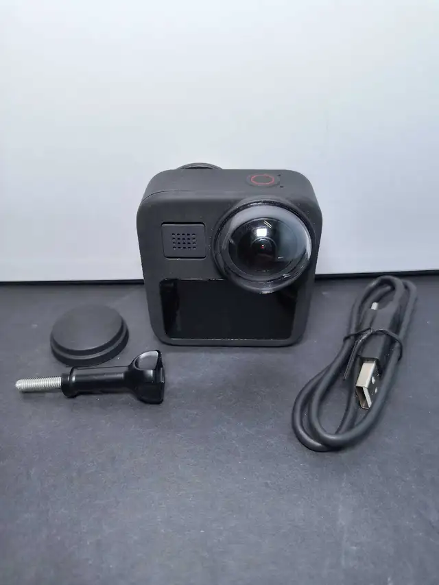 GOPRO HERO MAX 360 1ST GEN W/CASE - Photo 4