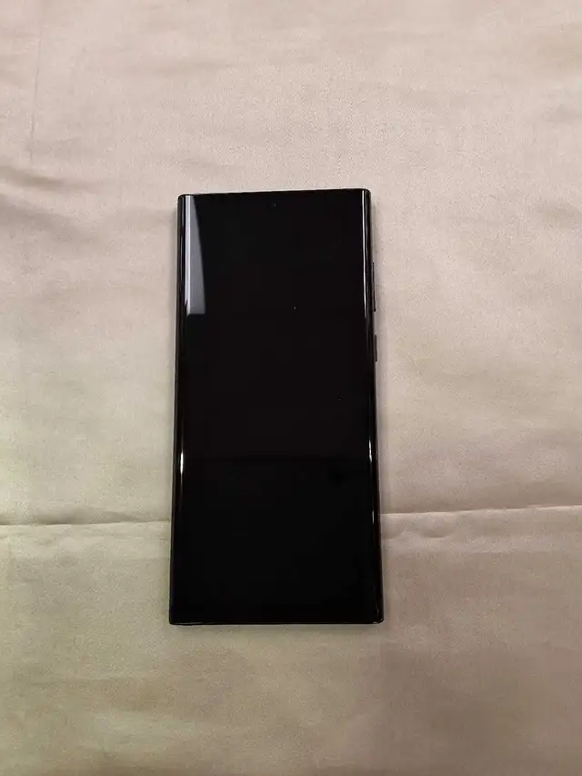 Samsung S22 Ultra - Photo 2