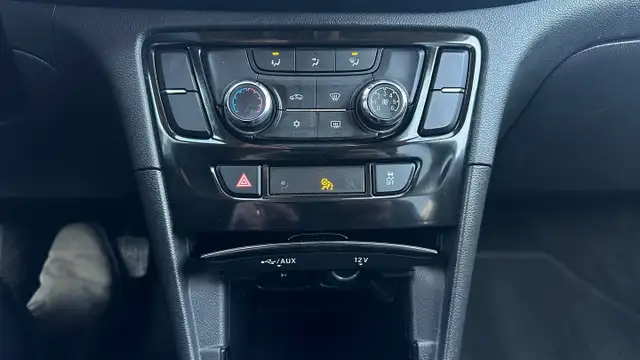 2019 Buick Encore Sport Touring - Photo 19