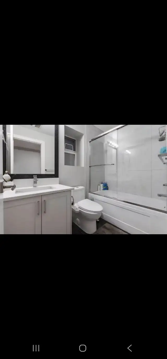 2 bedrooms Basement for rent