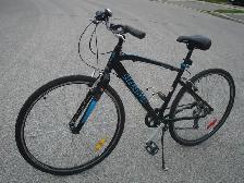 IT'S ALL ALUMINUM HYBRID 700C INFINITY BOSS 7 SPEED ROAD RACER! - Photo 2