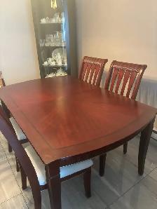 Ensemble de table et 6 chaises