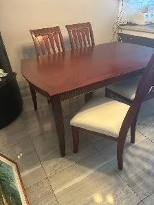 Ensemble de table et 6 chaises - Photo 2