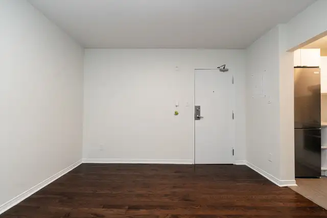 renovated studio, Church and Wellesley - ID 1154 - Photo 6