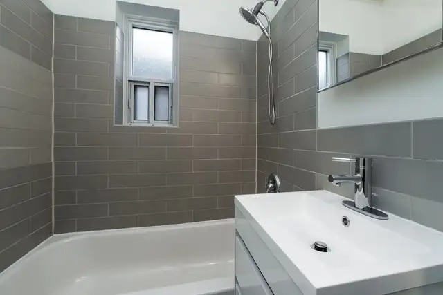 renovated studio, Church and Wellesley - ID 1154 - Photo 7