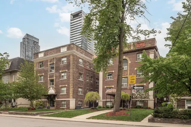 renovated studio, Church and Wellesley - ID 1154 - Photo 12