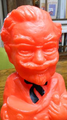 Tirelire Banque Colonel Sanders KFC Plastic Rouge 1972  Original - Photo 3