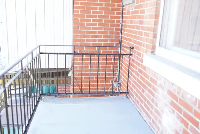 Charmant appartement d’une chambre au cœur de La Petite-Patrie - Photo 3