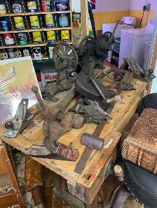 forge blower leg vices etc - Photo 10
