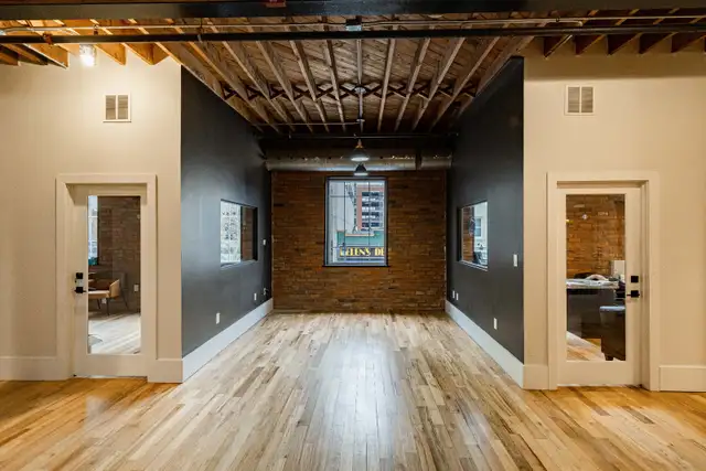 Single or Double Private Office For Lease at King & James St - Photo 7