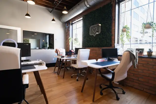 Single or Double Private Office For Lease at King & James St - Photo 9