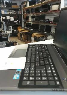 Laptop Toshiba NP300E5A Batterie NEUVE i3-2350M 8Go SSD 128Go - Photo 3