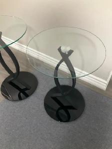 END TABLES - Photo 2