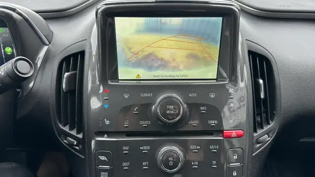 2015 Chevrolet Volt Hybrid - Photo 19