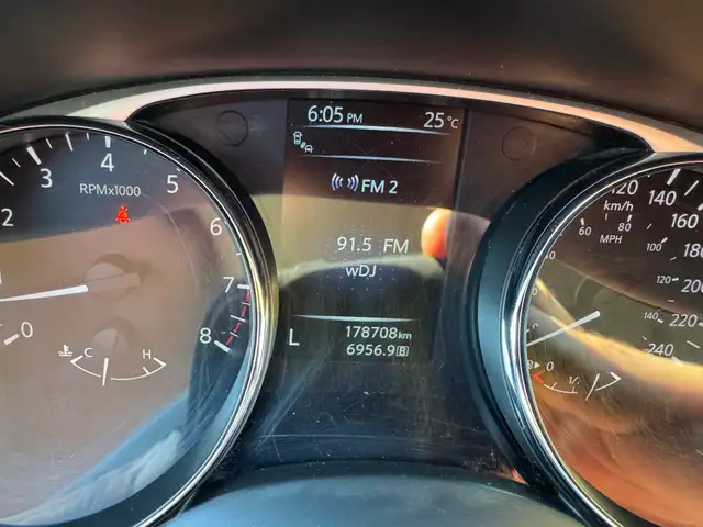 2015 Nissan Rogue SL AWD - Photo 20