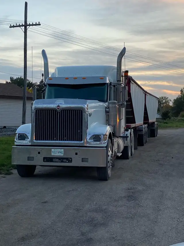 1A Truck Driver and Picker Operator - Photo 2