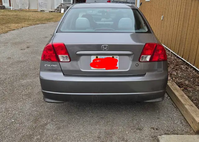 2005 Honda Civic - Photo 3