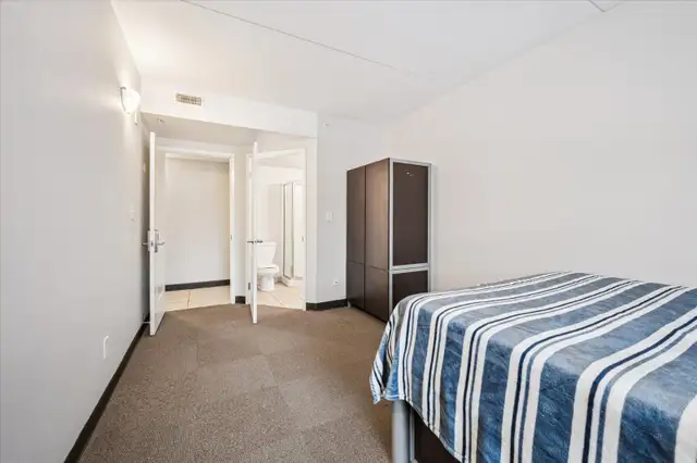 Spacious Student Accommodation (Furnished and En-suite Bathroom) - Photo 19