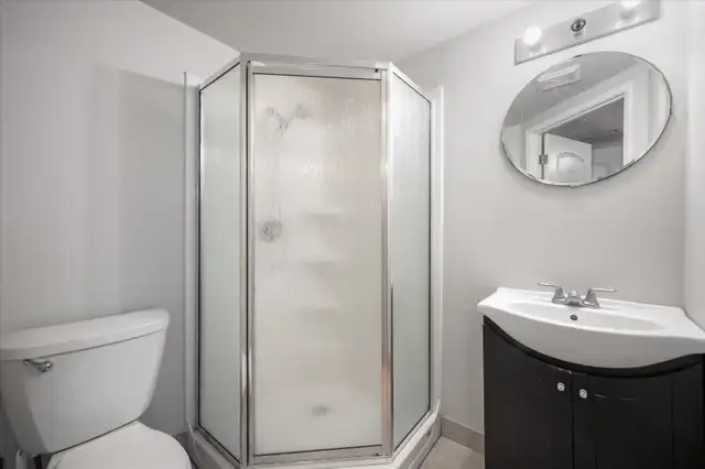 Spacious Student Accommodation (Furnished and En-suite Bathroom) - Photo 20