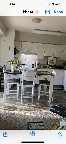 Student room for rent 700 a month five minute walk to Waterloo U - Photo 2