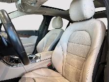 2020 Mercedes-Benz C300 4MATIC Sedan Extended warranty! Highly e - Photo 3