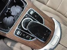 2020 Mercedes-Benz C300 4MATIC Sedan Extended warranty! Highly e - Photo 9