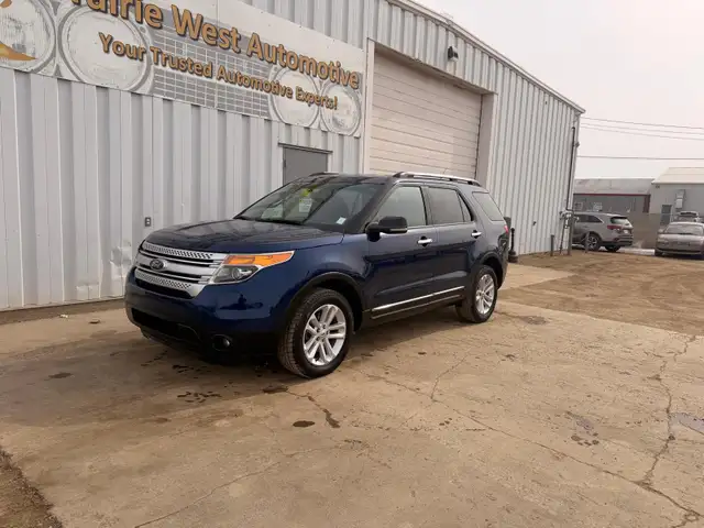 2012 Ford Explorer XLT 4WD - 7 Passenger - Photo 9