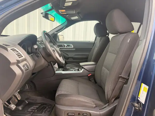 2012 Ford Explorer XLT 4WD - 7 Passenger - Photo 13