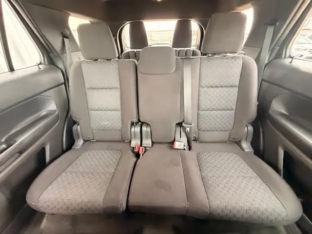 2012 Ford Explorer XLT 4WD - 7 Passenger - Photo 16