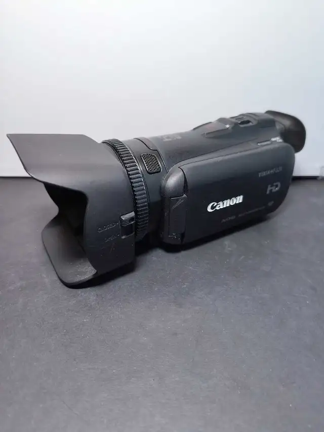 CANON VIXIA HF G20 CAMCORDER