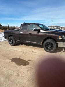 2011 dodge Ram 1500 - Photo 2