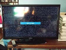 Samsung 32' TV with Remote $25.00