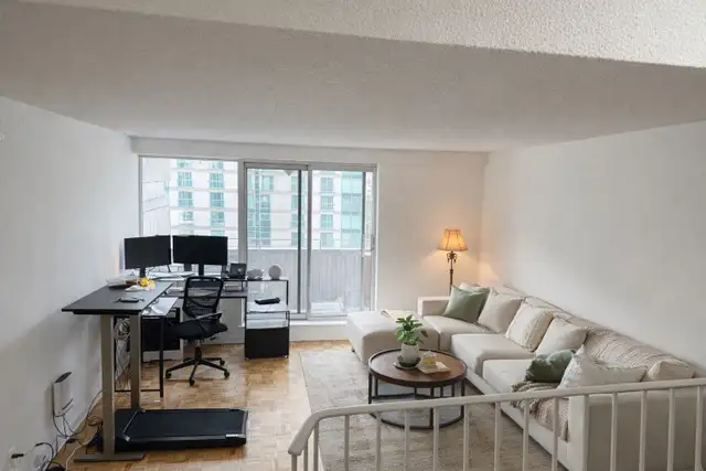 Furnished 1 Bedroom Apartment (3½) – Downtown Montreal (Guy-Conc - Photo 2