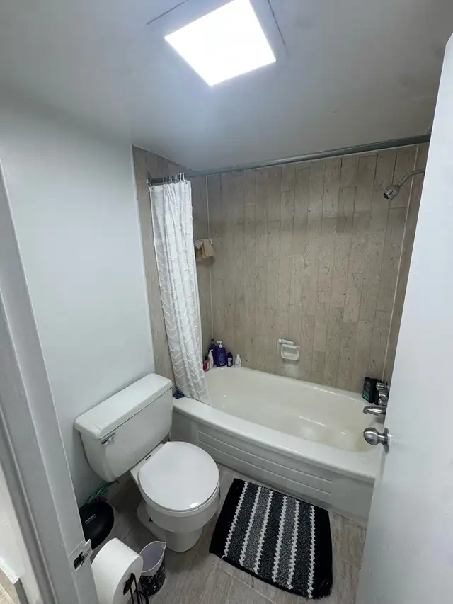 Furnished 1 Bedroom Apartment (3½) – Downtown Montreal (Guy-Conc - Photo 9