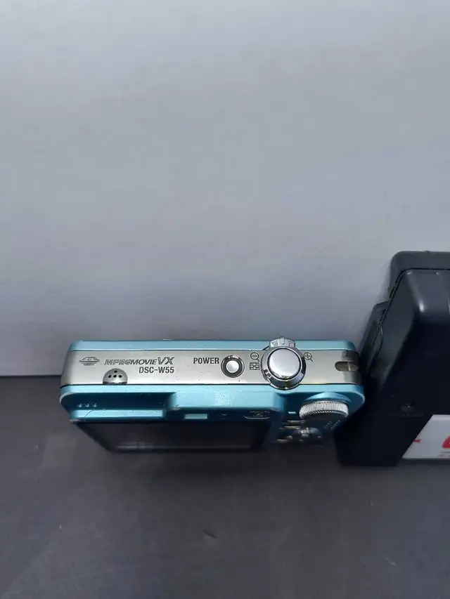 SONY CYBERSHOT DSC-W55 DIGITAL CAMERA - Photo 3