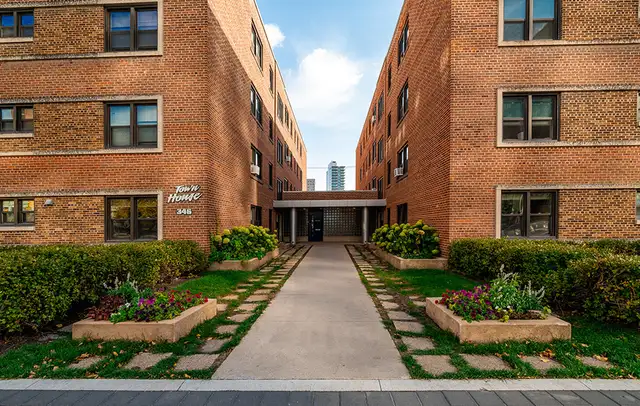 2BR Suite in Character Building in the Heart of Downtown - Photo 2