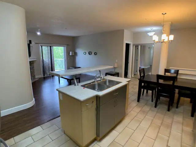 206-9918 Gordon Ave - Photo 4