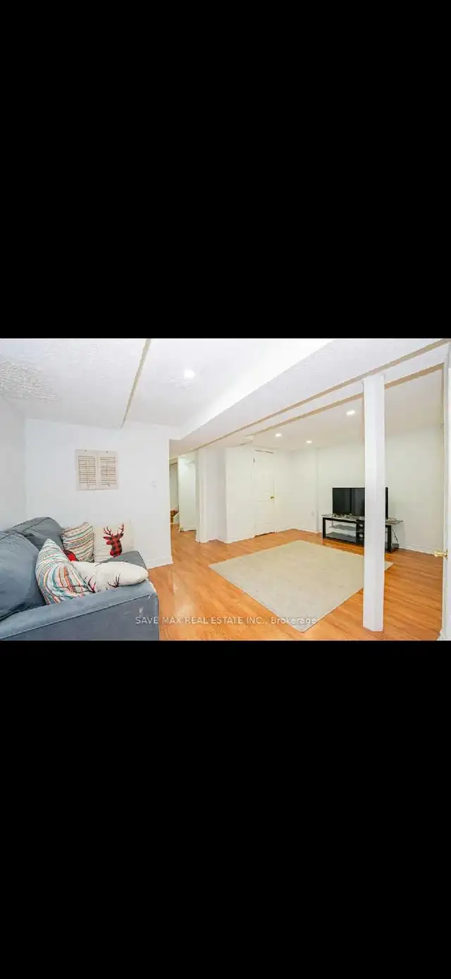 2 bedroom basement in a great neighborhood