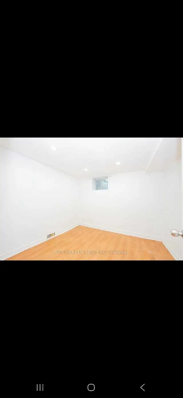 2 bedroom basement in a great neighborhood - Photo 6