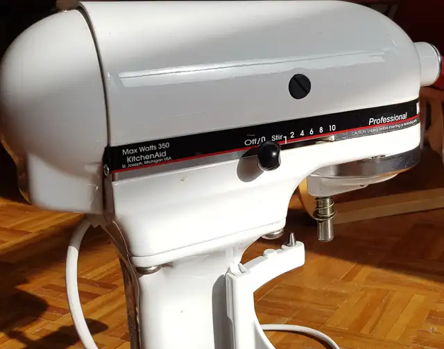 KitchenAid Professional Stand Mixer 350W - 5Quart Bowl-Lift - Photo 7