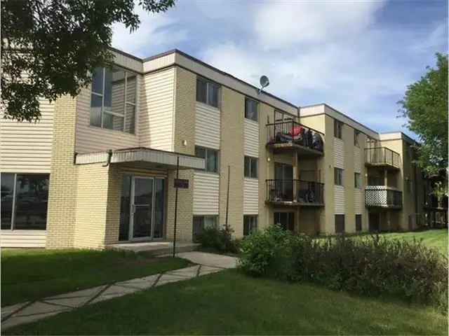 1 Bedroom Apartment for Rent June-01-2026 - Photo 13