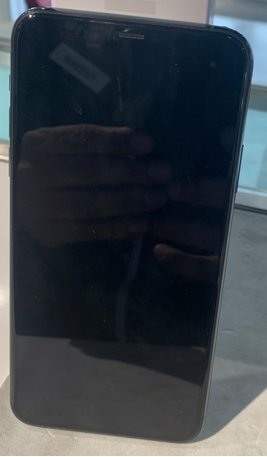 Preowned iPhone 11 pro max- 64GB - $399 with 1-year Warranty - Photo 3
