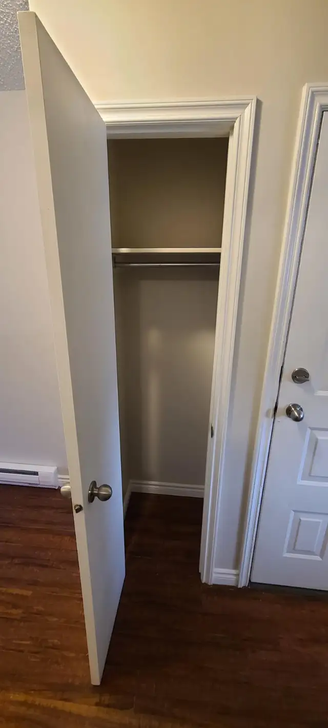 1 Bed 1 Bath Apartment - Photo 3