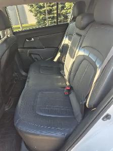 2011 Kia Sportage EX 2.0L Turbo 111,000 km - Photo 8