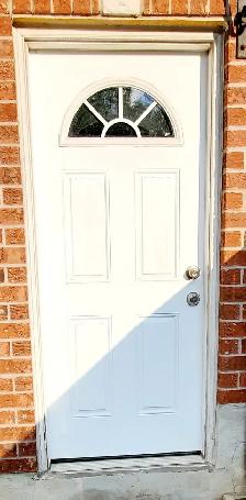 FURNISHED BASEMENT FOR RENT WITH SEPARATE WASHROOM