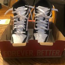 women’s Puma Shoes size 9 new for sale… - Photo 6