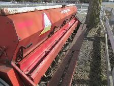 Seed Drill with Grass Box - Photo 3