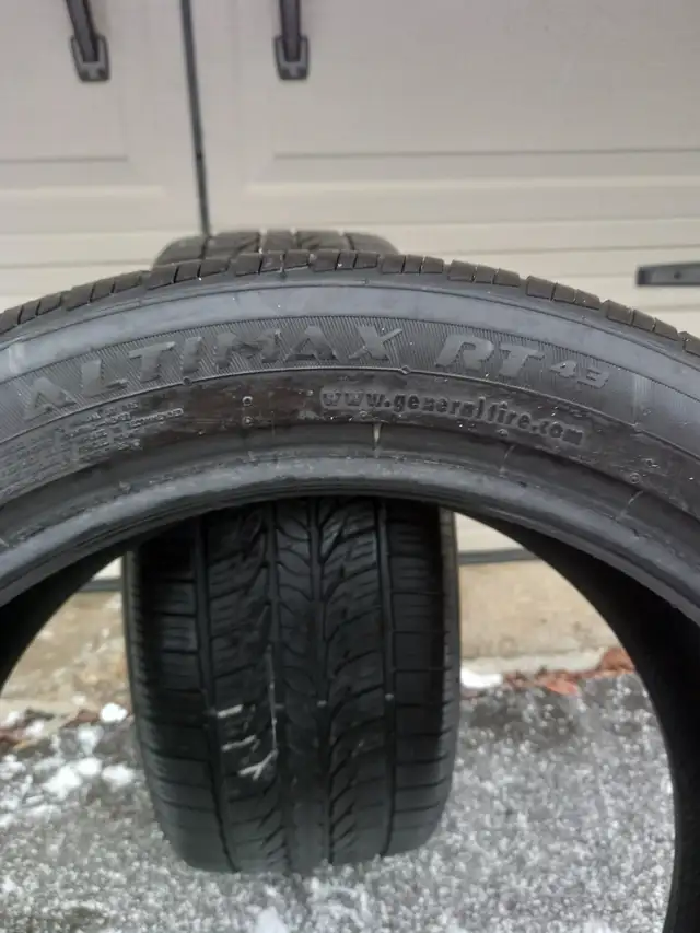 2 tires 235/45/R18 all season. - Photo 2