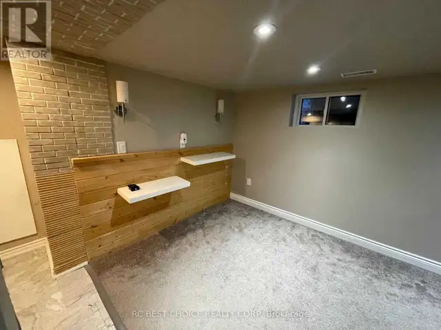 1 bedroom 1 bathroom basement apartment for rent - Photo 7