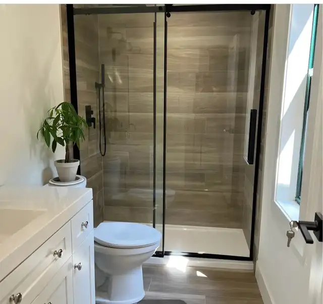STUDENT HOUSING AVAILABLE – 5 BEDROOM HOUSE - Photo 4